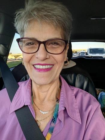 Lolly, 61  female escort, Valdosta