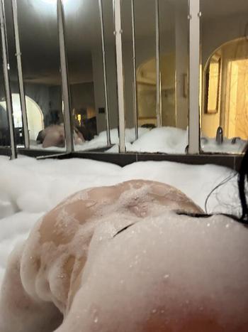 215-859-4655, 33  female escort, Valdosta