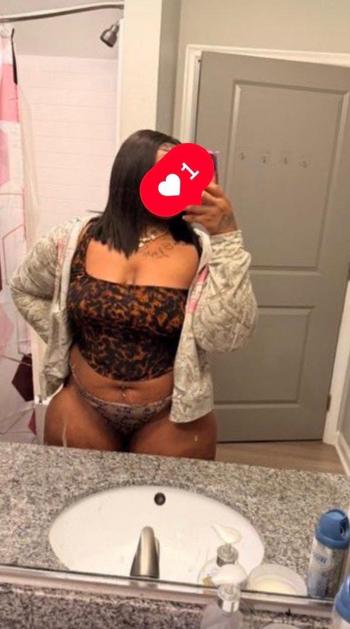 985-300-1714, 24  female escort, Valdosta
