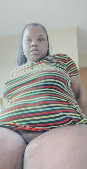 May, 37  female escort, Valdosta