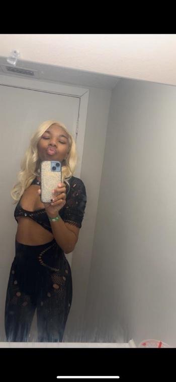 Konxeited, 21  female escort, Valdosta
